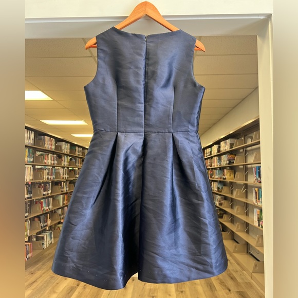 B&A navy dress with red flower, size L - Picture 3 of 4